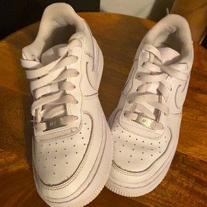 White Air force one youth size 4